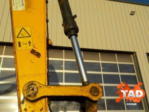 2684272439 gusenichnyj ekskavator jcb