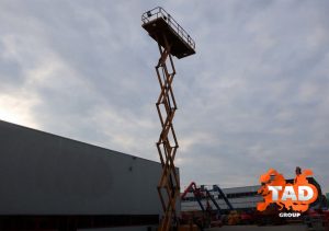 2685769613 nozhnichnyj podemnik haulotte