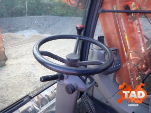 2711962500 kolyosnyj ekskavator hitachi