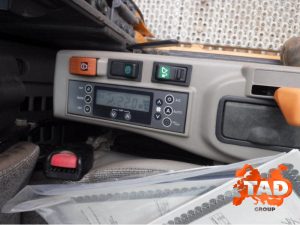 2723455182 gusenichnyj ekskavator case