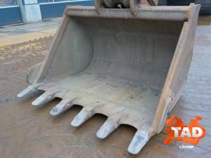 2737150201 gusenichnyj ekskavator hyundai