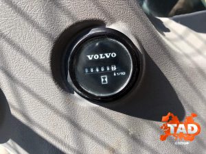 2737882840 kolesnyj ekskavator volvo