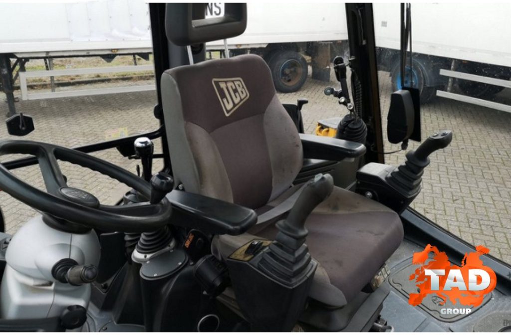 2765209233 ekskavator pogruzchik jcb 4cx
