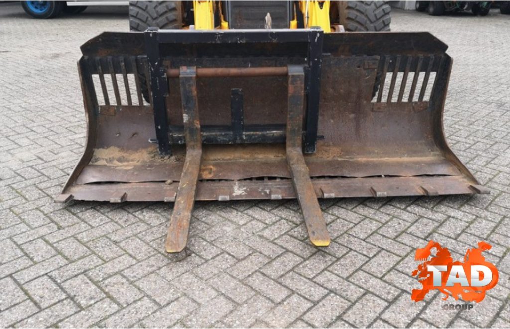 2765209358 ekskavator pogruzchik jcb 4cx