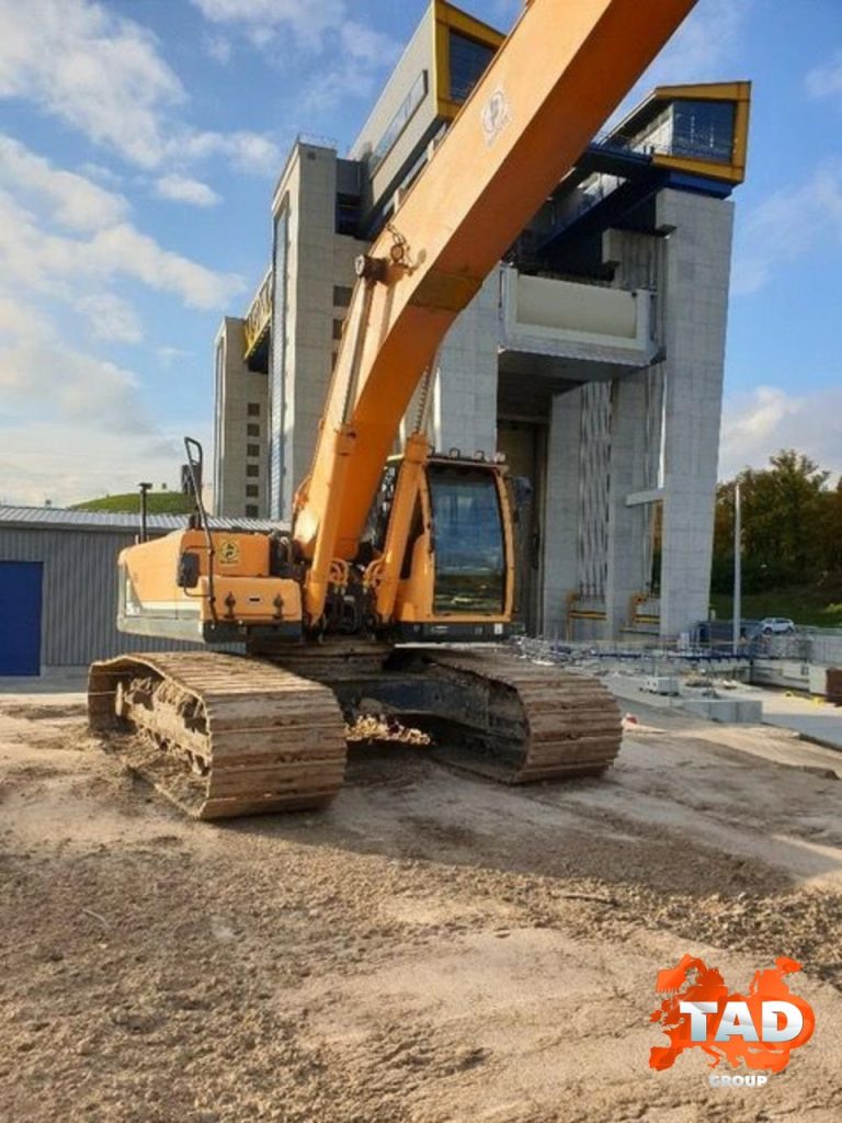 2806427068 gusenichnyj ekskavator hyundai