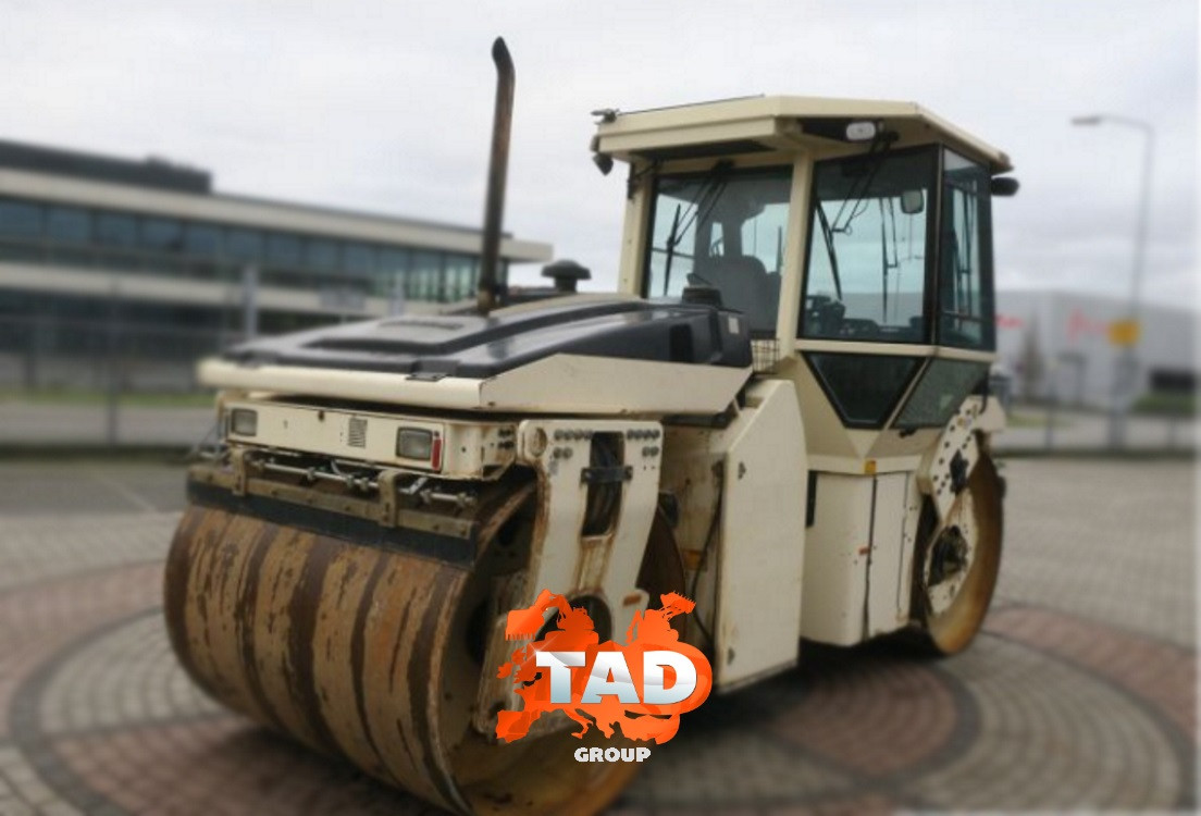 Дорожній каток DYNAPAC CC422 (2006 г)