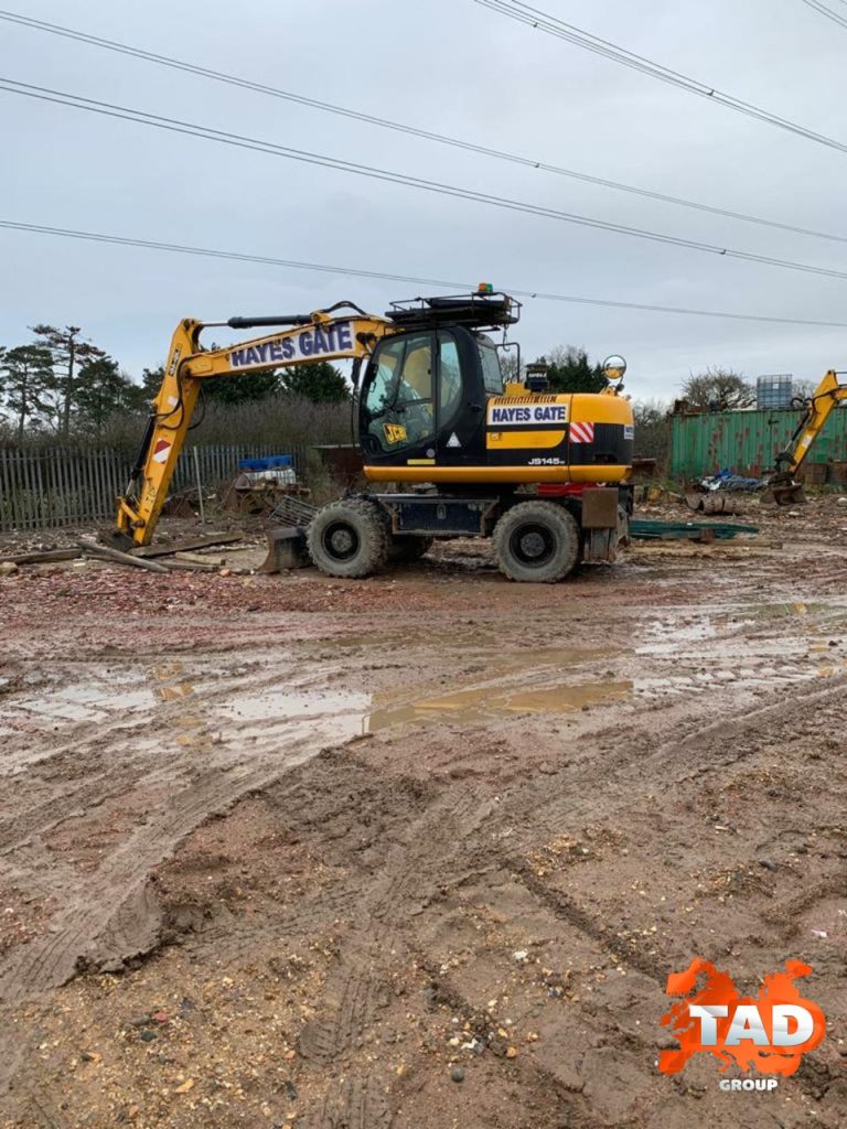 2961479337 kolesnij ekskavator jcb