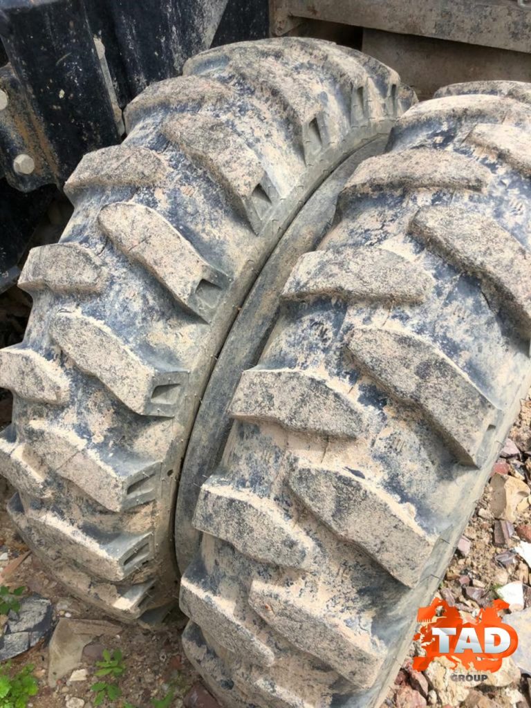 2961479343 kolesnij ekskavator jcb