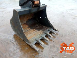 2964049263 kolisnij ekskavator hitachi