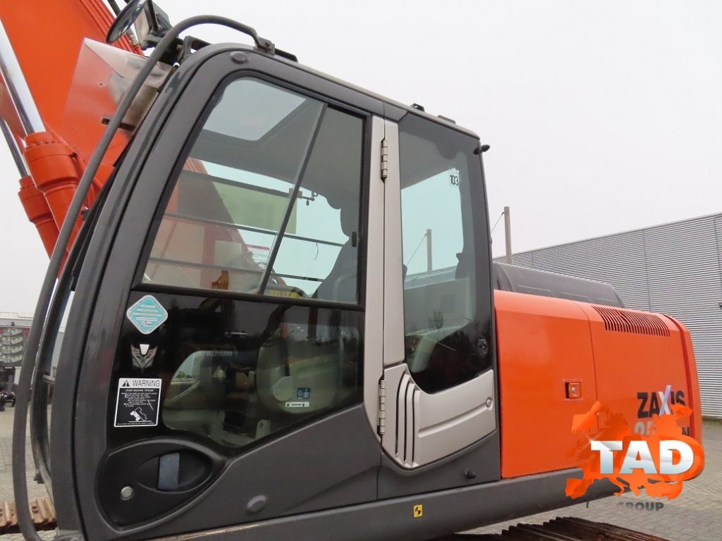 2983711640 gusechnij ekskavator hitachi