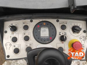 3030447676 dorozhnij katok bomag