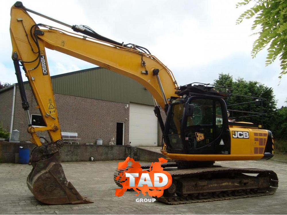 JCB JS220 LC (2013) Crawler Excavator
