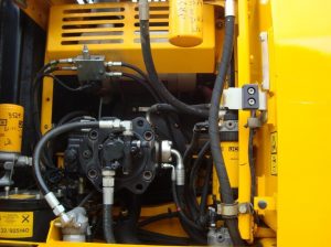 3246713595 gusechnij ekskavator jcb