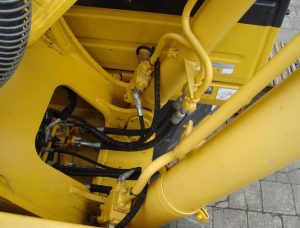3246819201 gusechnij ekskavator komatsu