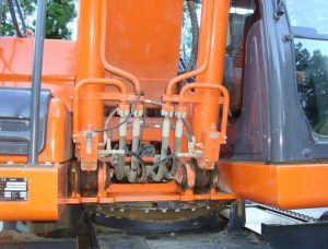 3246844536 kolisnij ekskavator doosan