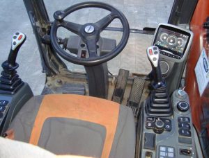 3246844537 kolisnij ekskavator doosan