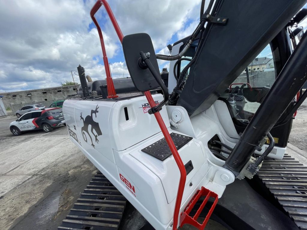 3895069635 gusenichnij ekskavator hidromek