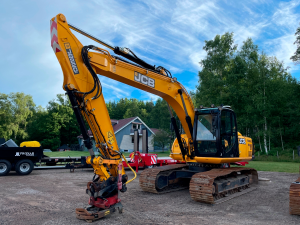 3898442167 gusenichnij ekskavator jcb