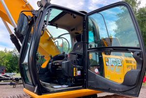 3898442182 gusenichnij ekskavator jcb