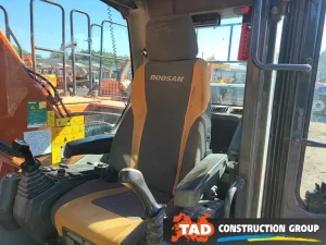 3959234000 gusenichnij ekskavator doosan
