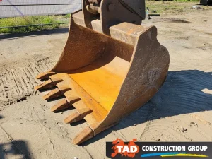 3959234004 gusenichnij ekskavator doosan