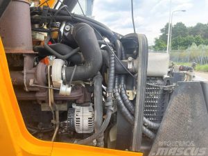 4841365741 ekskavator navantazhuvach jcb 3