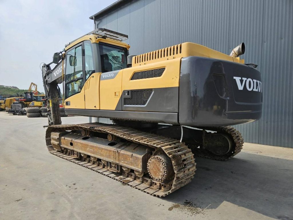 4841610676 gusenichnij ekskavator volvo