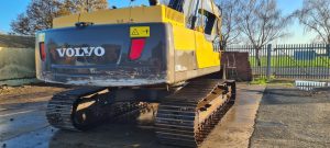 4841775799 gusenichnij ekskavator volvo