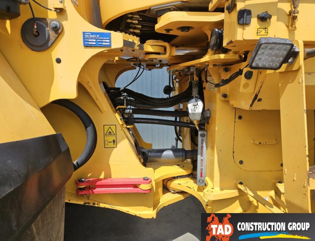 4898656114 volvo l220g