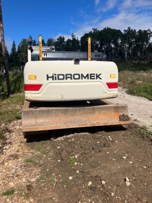 5029867678 gusenichnij ekskavator hidromek