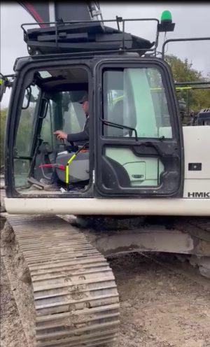 5030071476 gusenichnij ekskavator hidromek