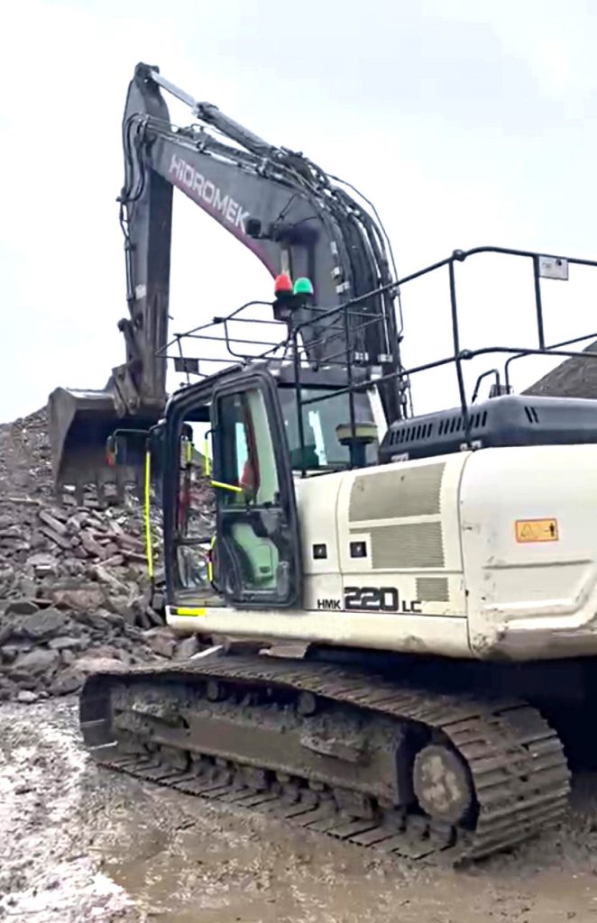 5030283731 gusnichnij ekskavator hidromek