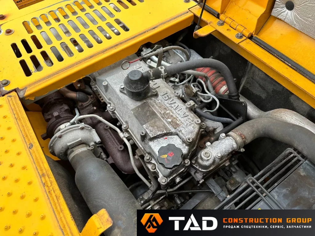 6196617558 kolisnij ekskavator jcb