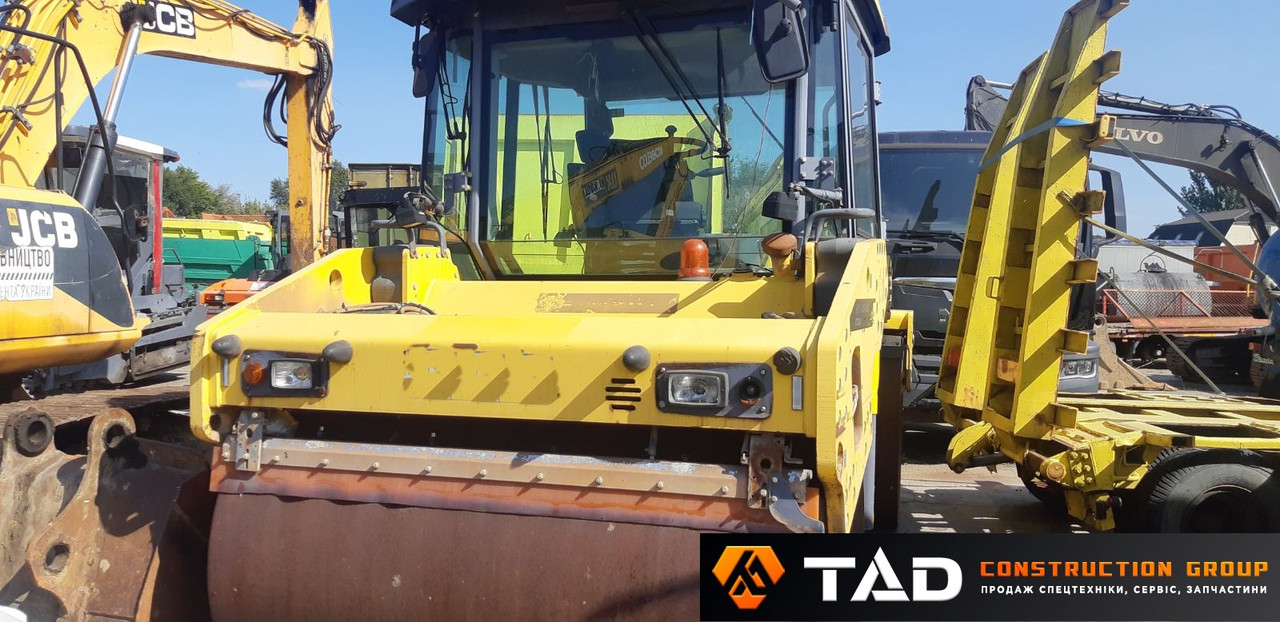 Дорожній каток Dynapac CC5200 2016 рік