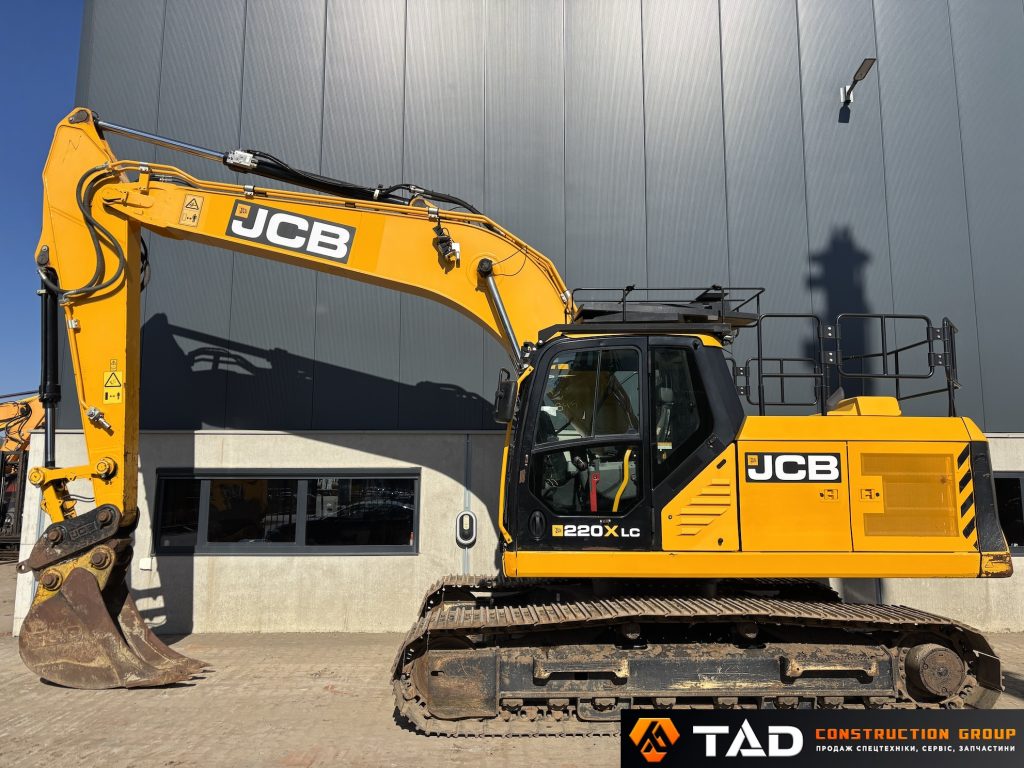 2 jcb 220x 1 (1)