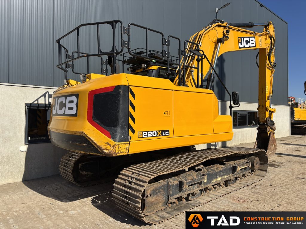 6 jcb 220x 1 (1)