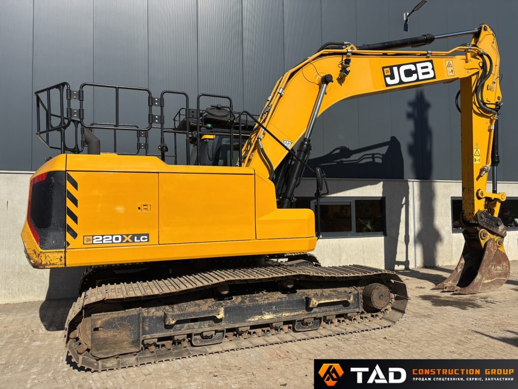 7 jcb 220x 1 (1)