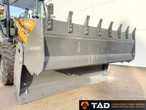 4765 11 Case 570SV BM6393 082